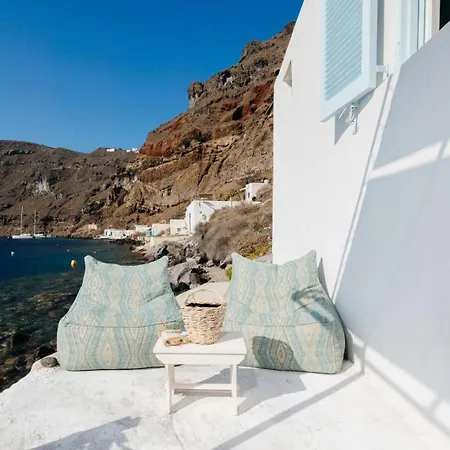 Petinos Fisherman's House Θηρασιά